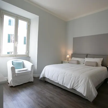 Apartment Cola Di Rienzo A E B *